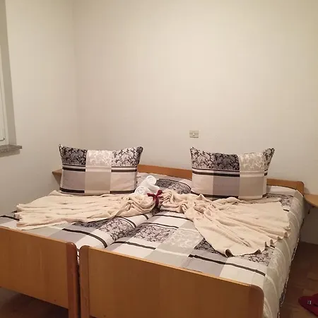 Anuta Apartman *